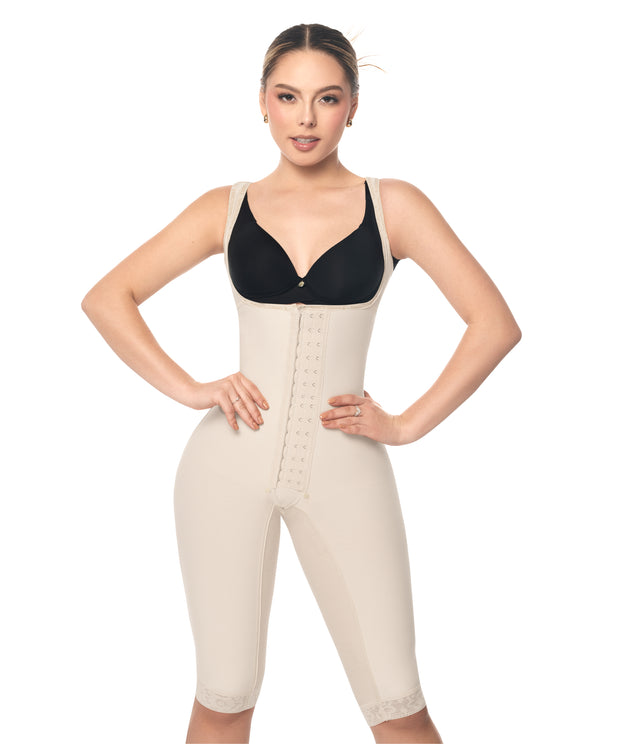 Beige Trusa Lycra Rodilla Broche Central (REF C-029  )